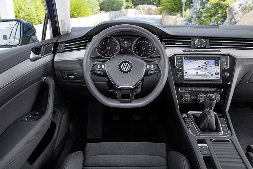 Nowy Volkswagen Passat 7